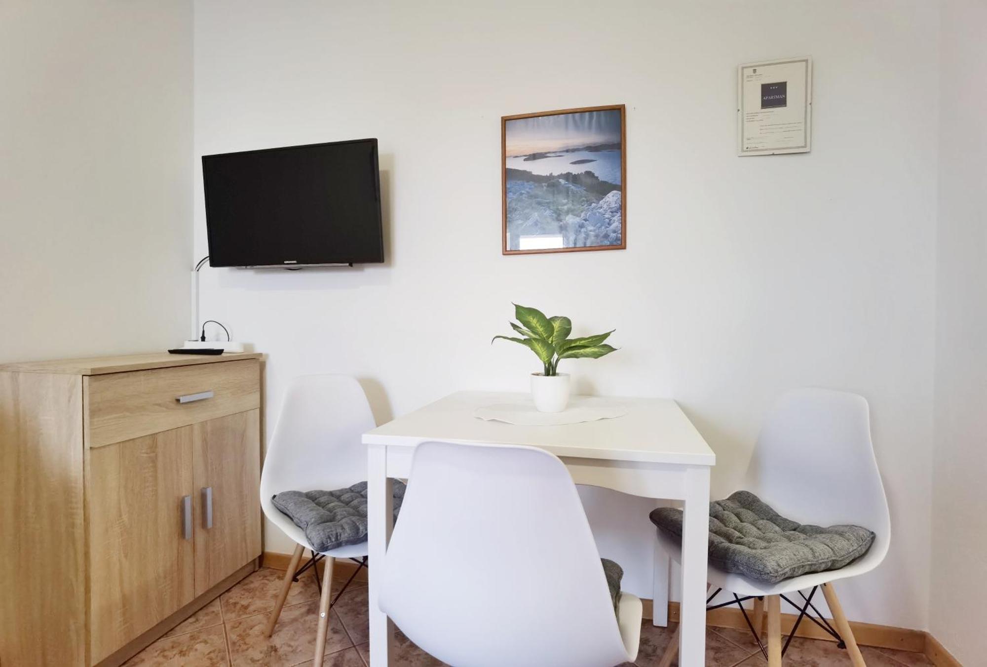 Lilu Apartments Vodice Esterno foto