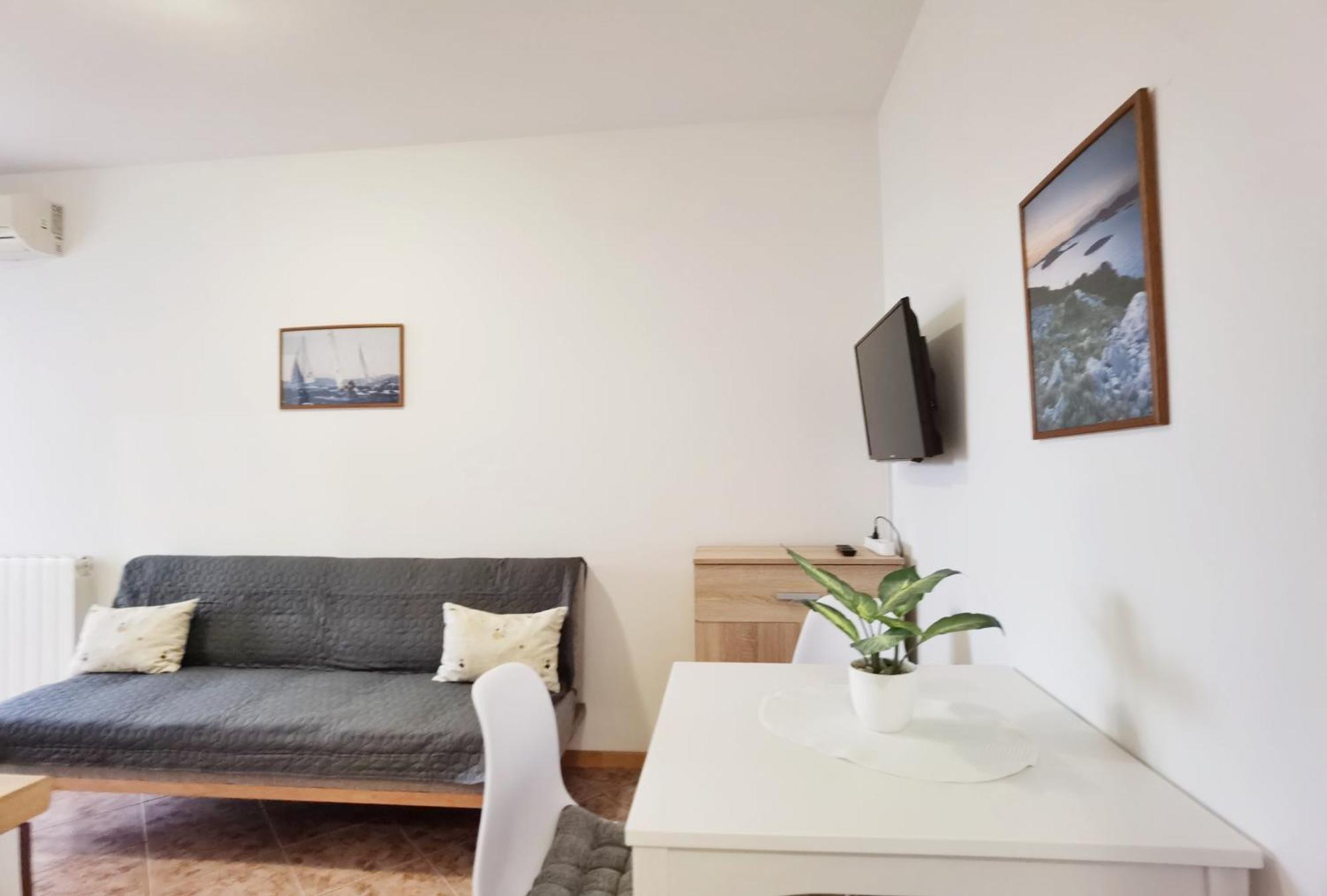 Lilu Apartments Vodice Esterno foto