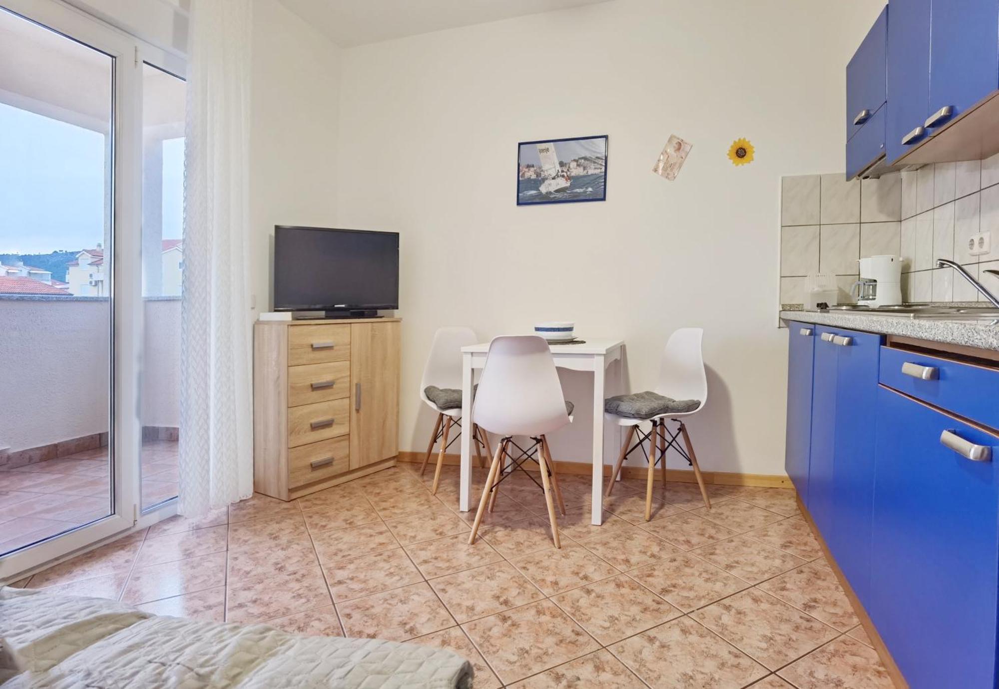 Lilu Apartments Vodice Esterno foto