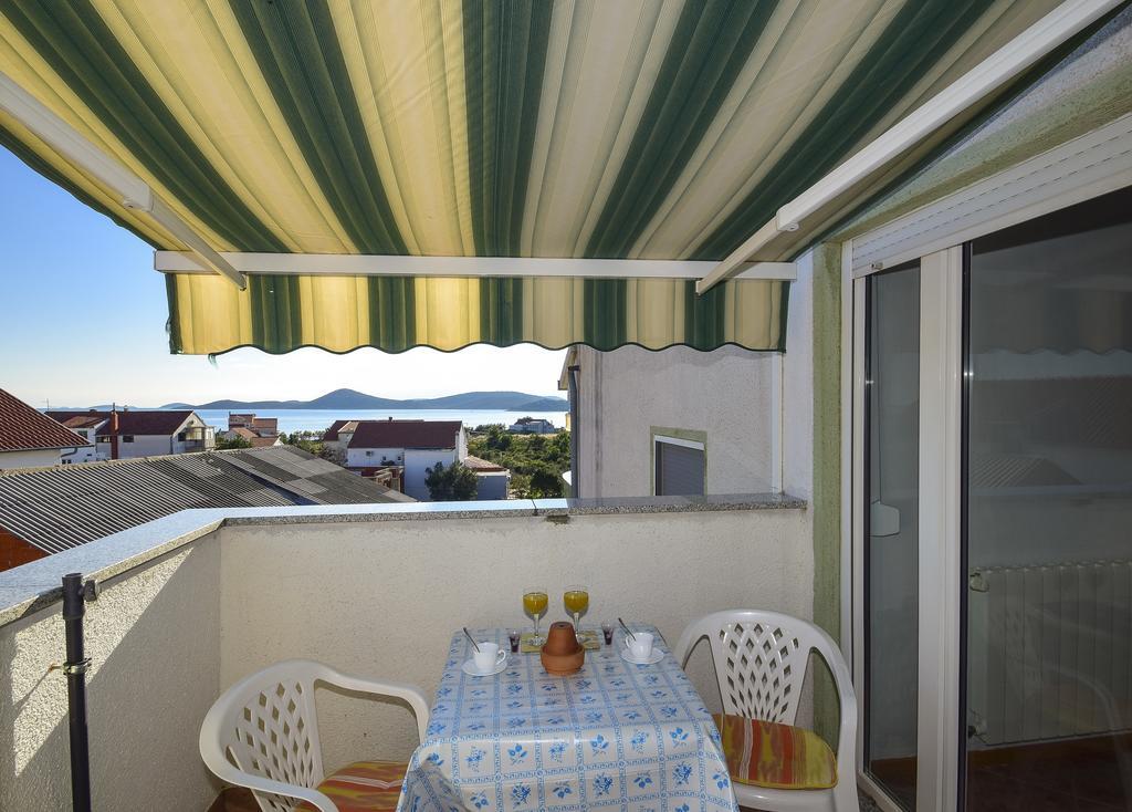 Lilu Apartments Vodice Esterno foto