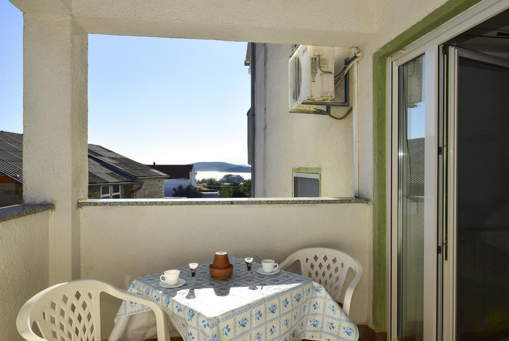 Lilu Apartments Vodice Esterno foto