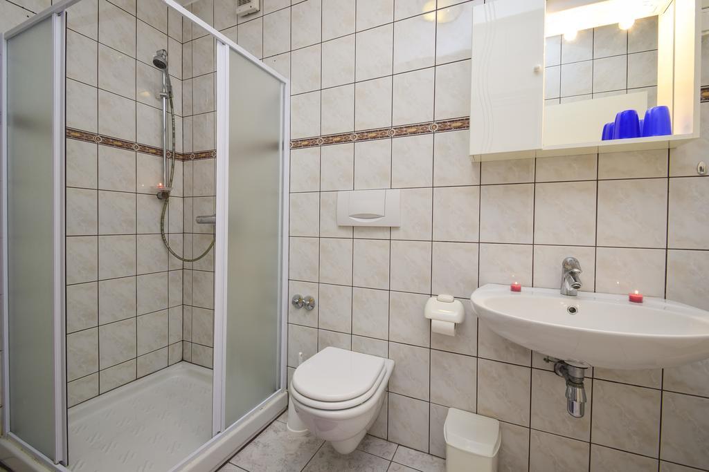Lilu Apartments Vodice Esterno foto